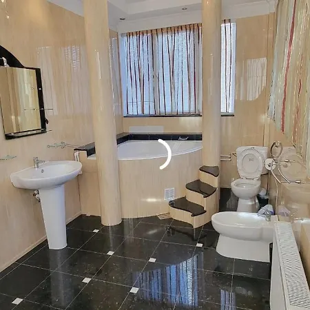 Appartamento Leoneg Năvodari